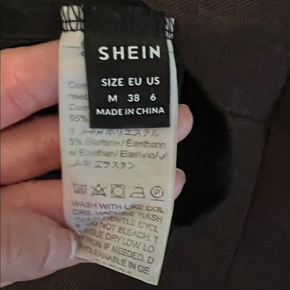 # 0634 +Black Miami Sleeveless Dress W/ WHT Art sew on patch . - Picture 5 of 6